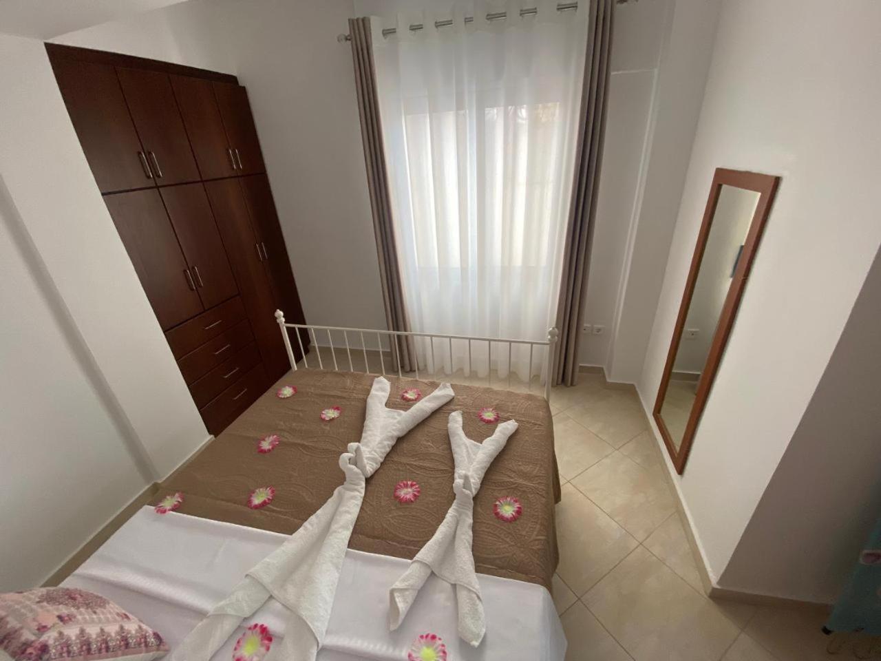 Tarace Sea View Apartment Sarande Exterior photo